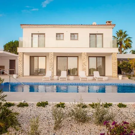 Theo - Cap St Georges