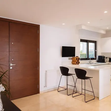 Theo - Cap St Georges 페이야