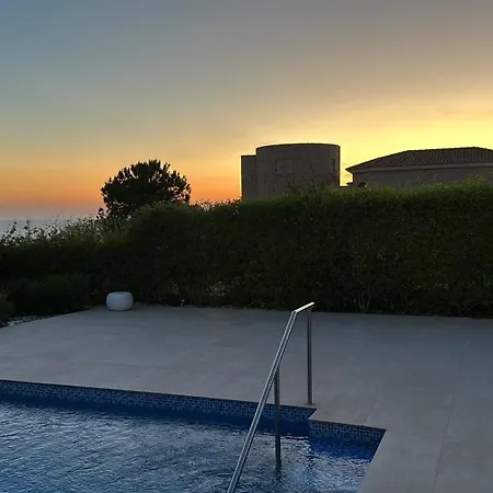 Theo - Cap St Georges 빌라 *