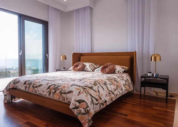 Villa Theo - Cap St Georges Peyia